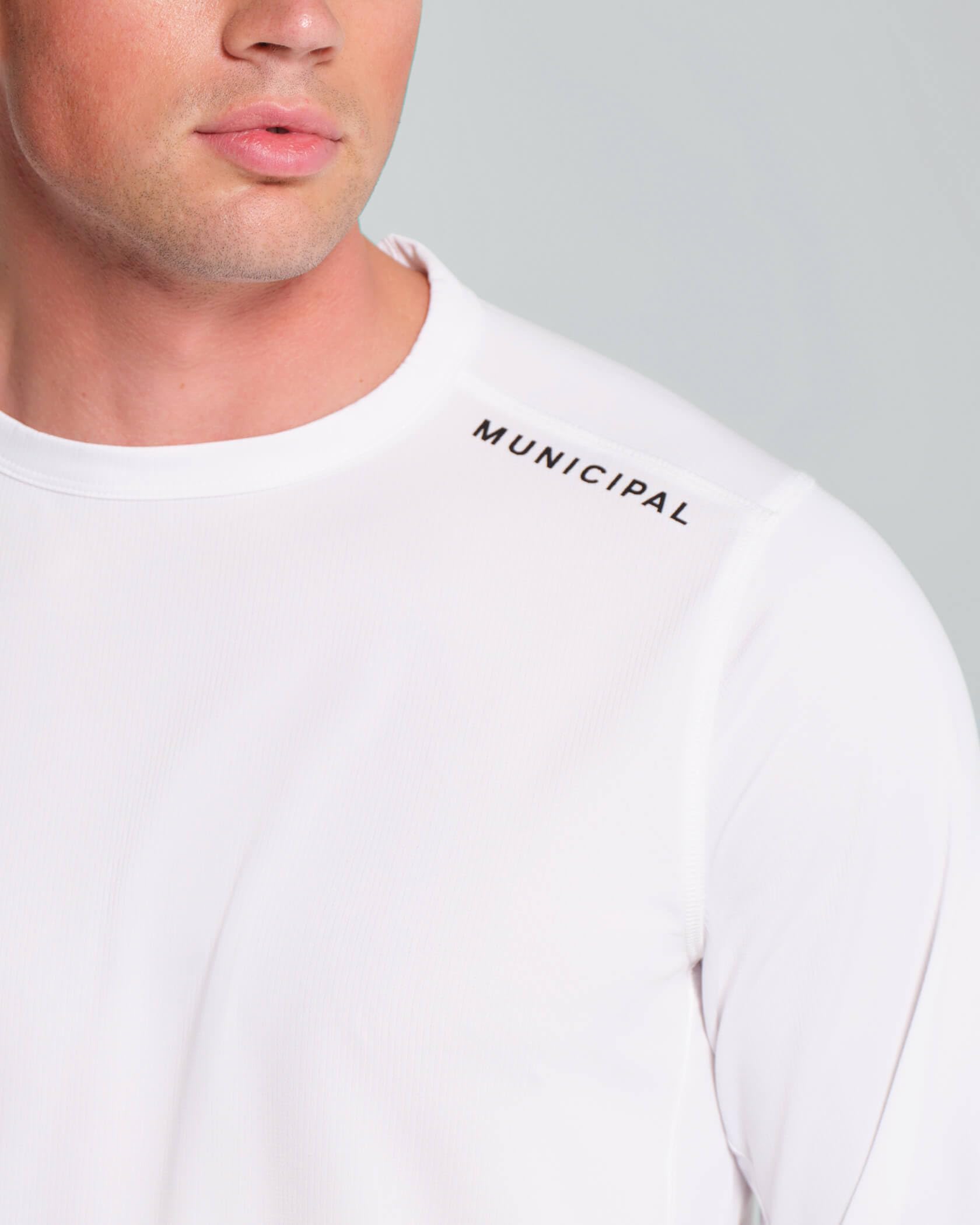 Tech Long Sleeve T-Shirt – White L