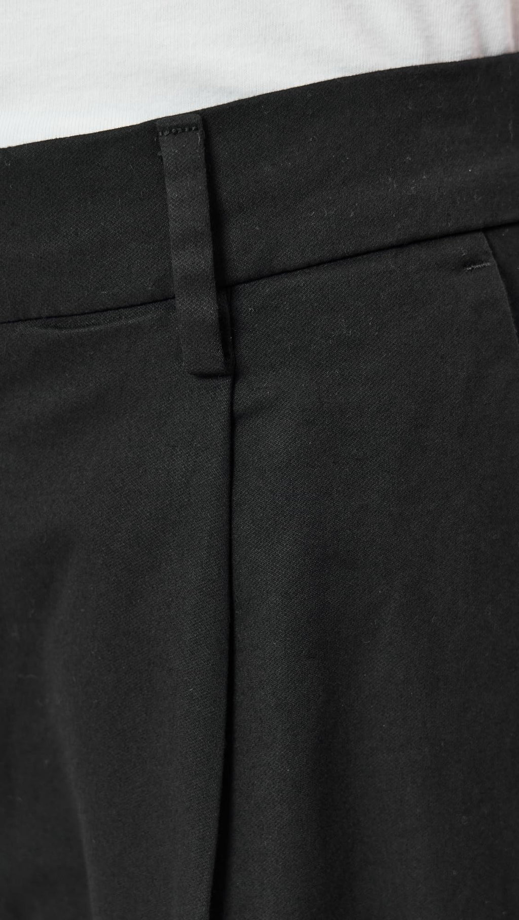 Relaxed Pleated Cotton Trousers – Black 36W